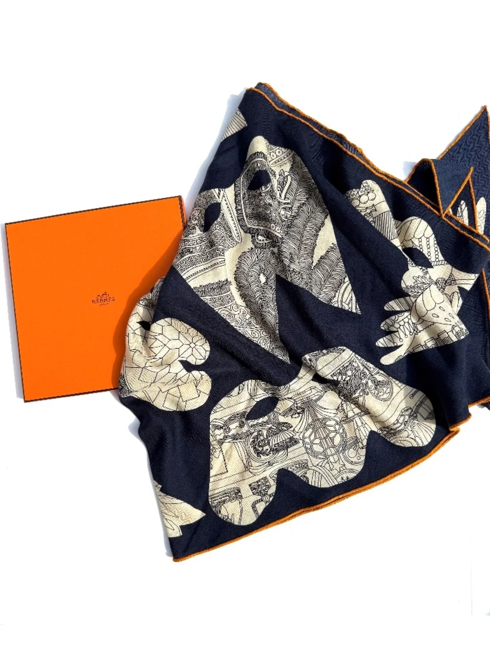 HERMES Bal de Soie Mask Navy Natural Triangle Cashmere Silk Scarf